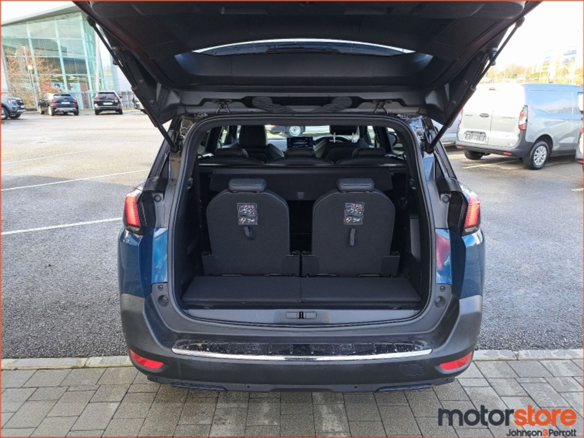 Peugeot 5008 1.5 BlueHDi | Allure | ONE LADY OWNER