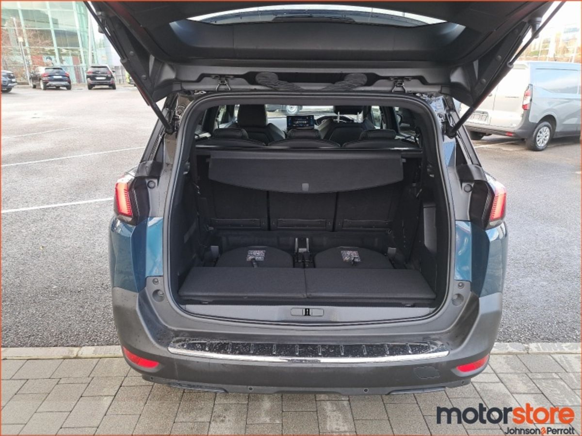 Peugeot 5008 1.5 BlueHDi | Allure | ONE LADY OWNER