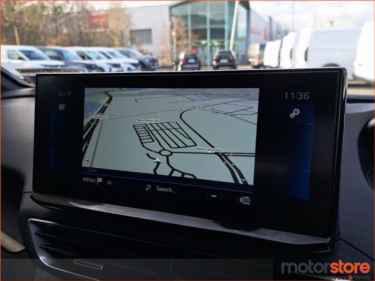 Peugeot 5008 1.5 BlueHDi | Allure | ONE LADY OWNER