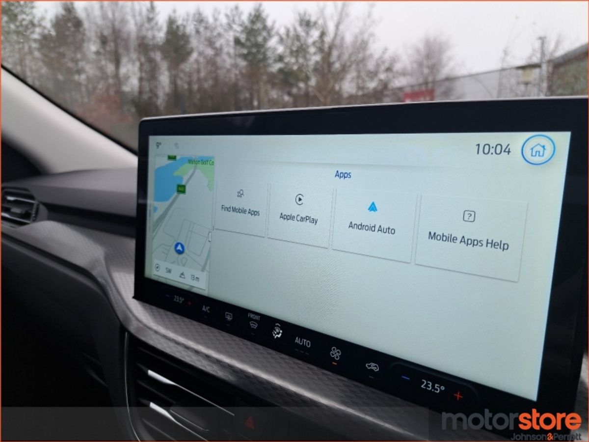 Ford Kuga PHEV TITANIUM TINY MILEAGE