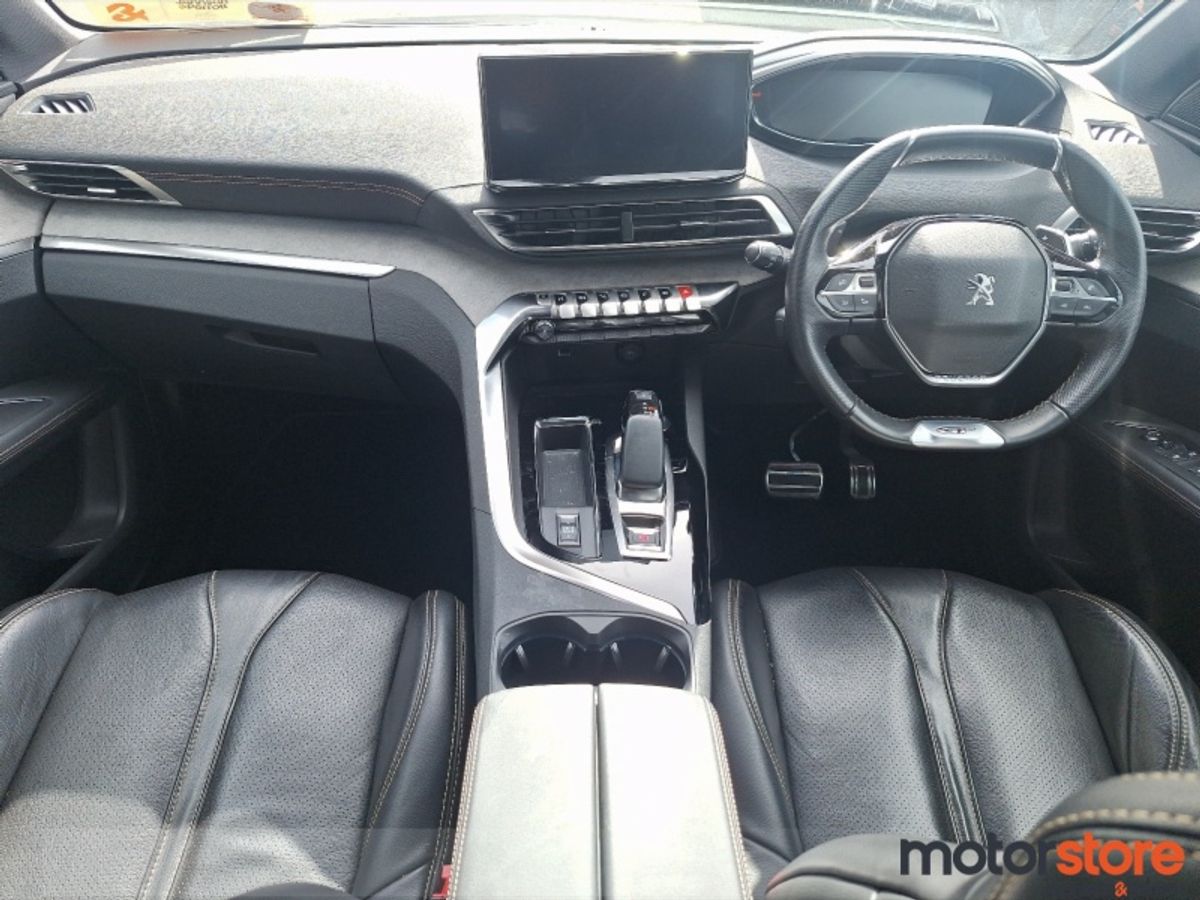 Peugeot 3008 HYBRID2 PHEV 225bhp GT Black Pack