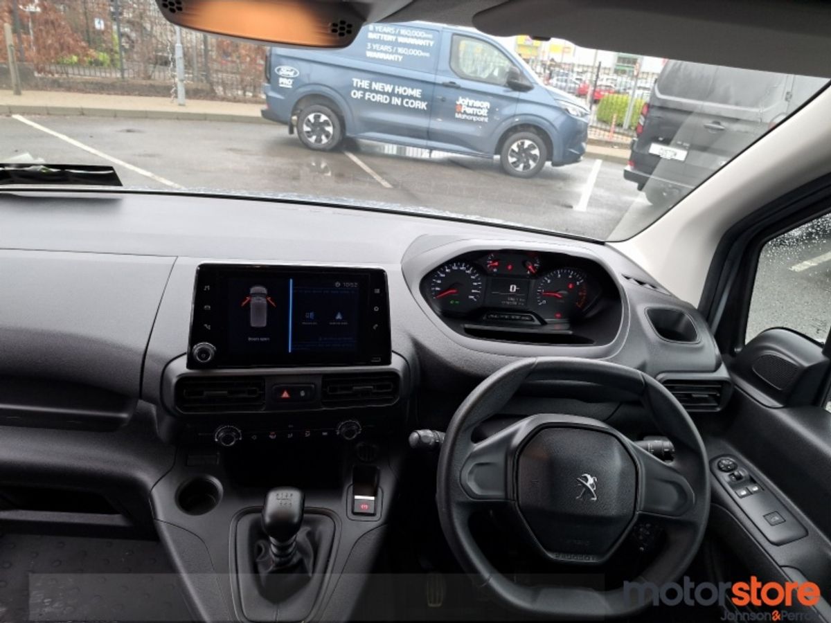 Peugeot Partner PARTNER ACTIVE PLUS 1.5 BLUE H