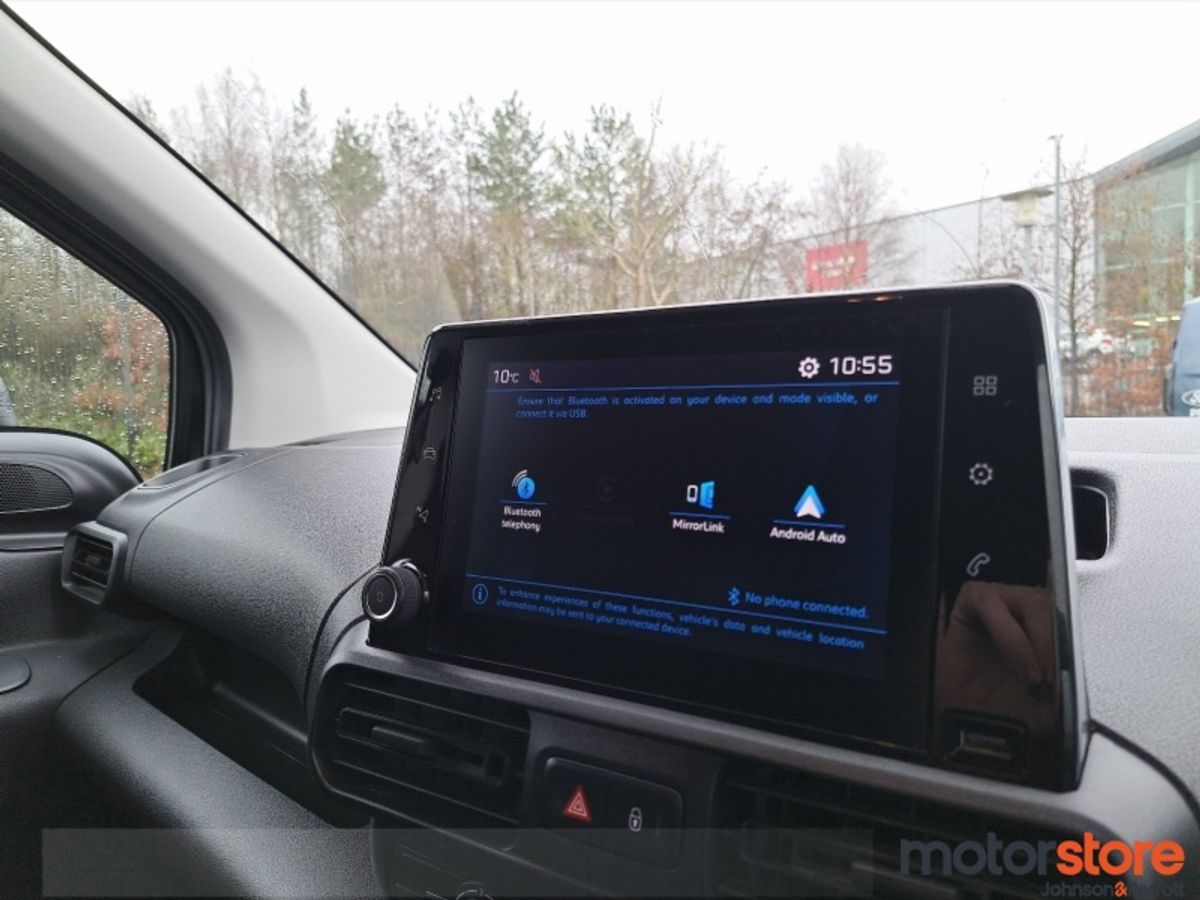 Peugeot Partner PARTNER ACTIVE PLUS 1.5 low kms