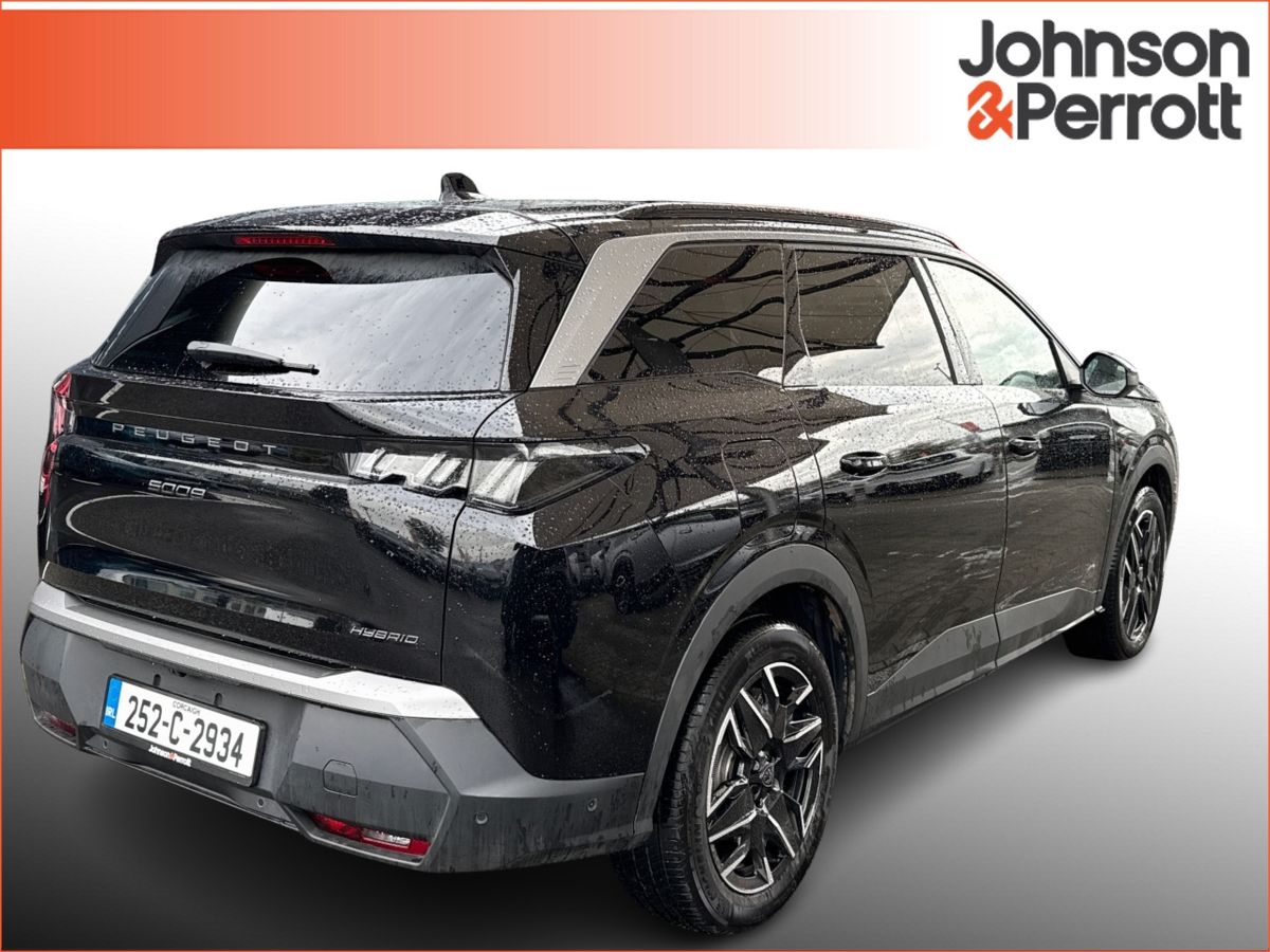 Peugeot 5008 1.2 MHEV Hybrid 145bhp Allure