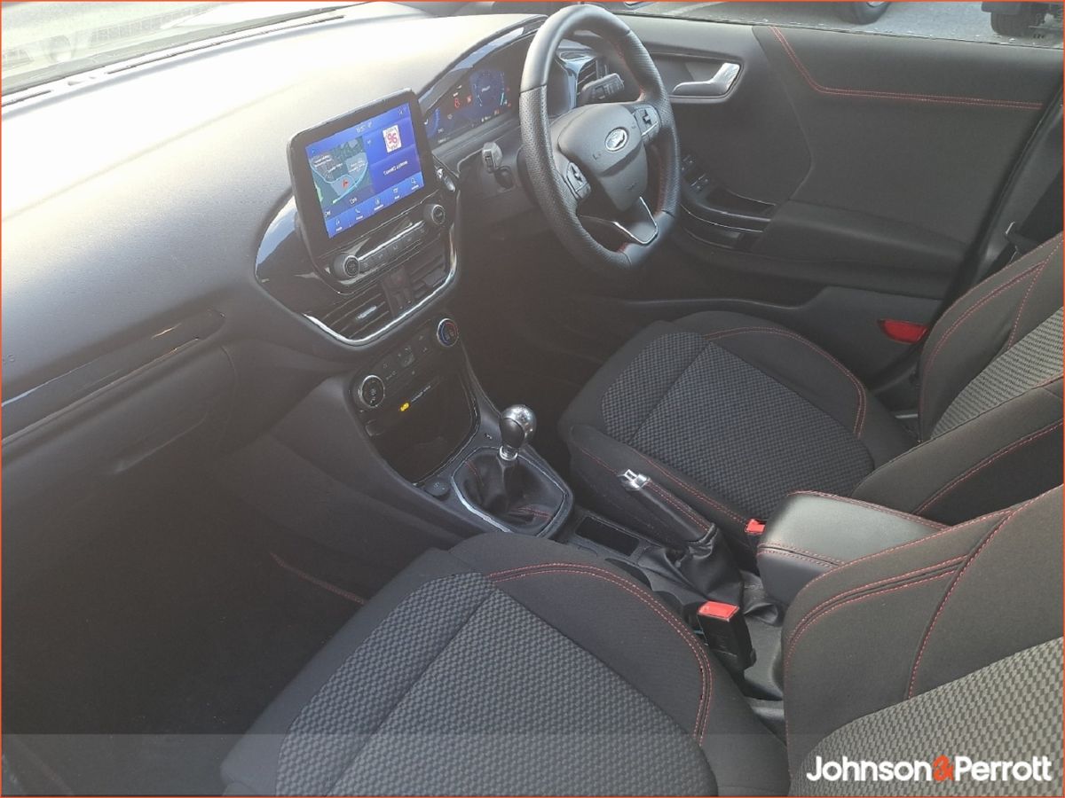 Ford Puma 1.0L Petrol ST LINE I HIGH SPEC I TINY MILEAGE