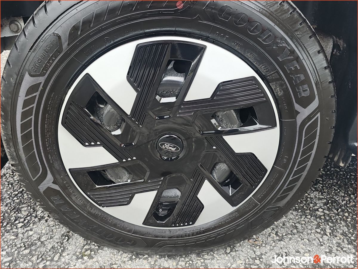 Ford Transit Custom Trend Double Cab Van