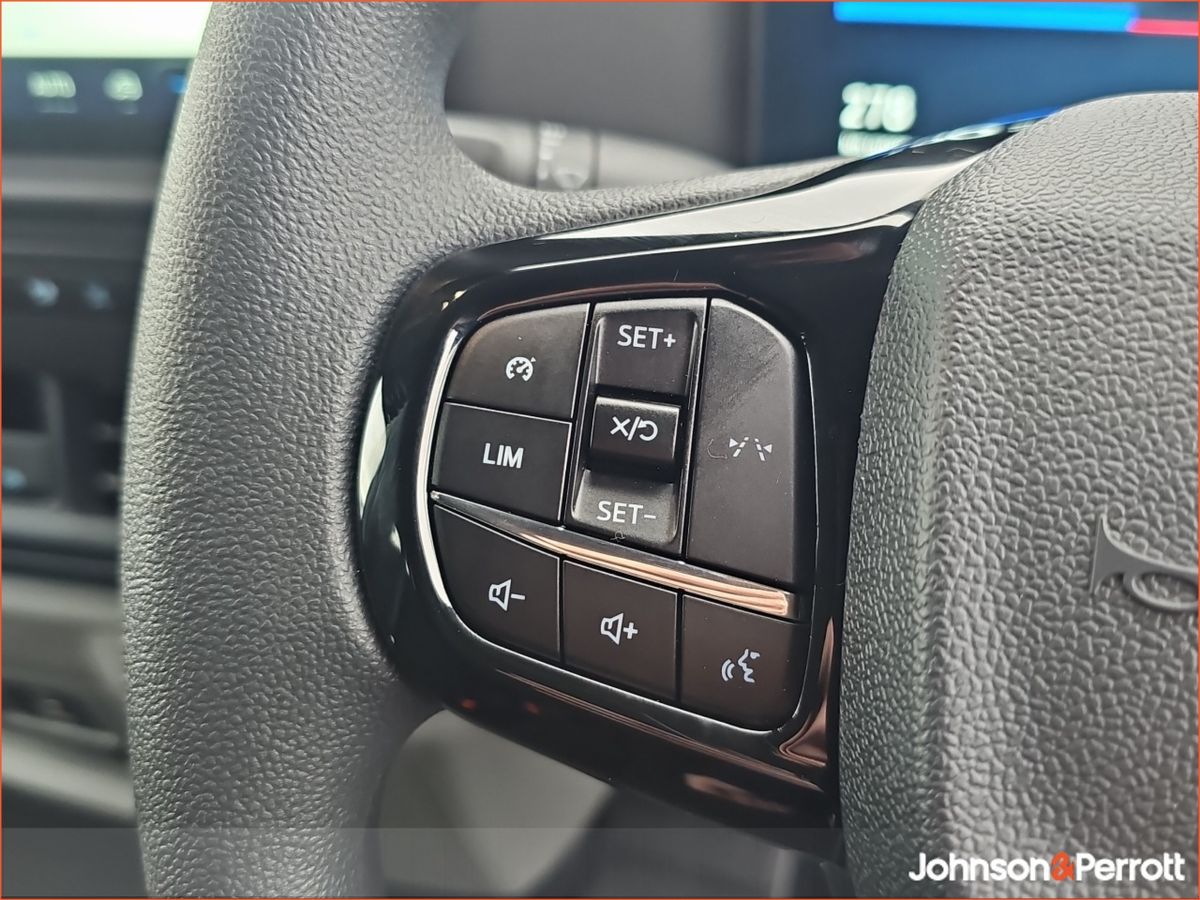 Ford Transit Custom Trend Double Cab Van