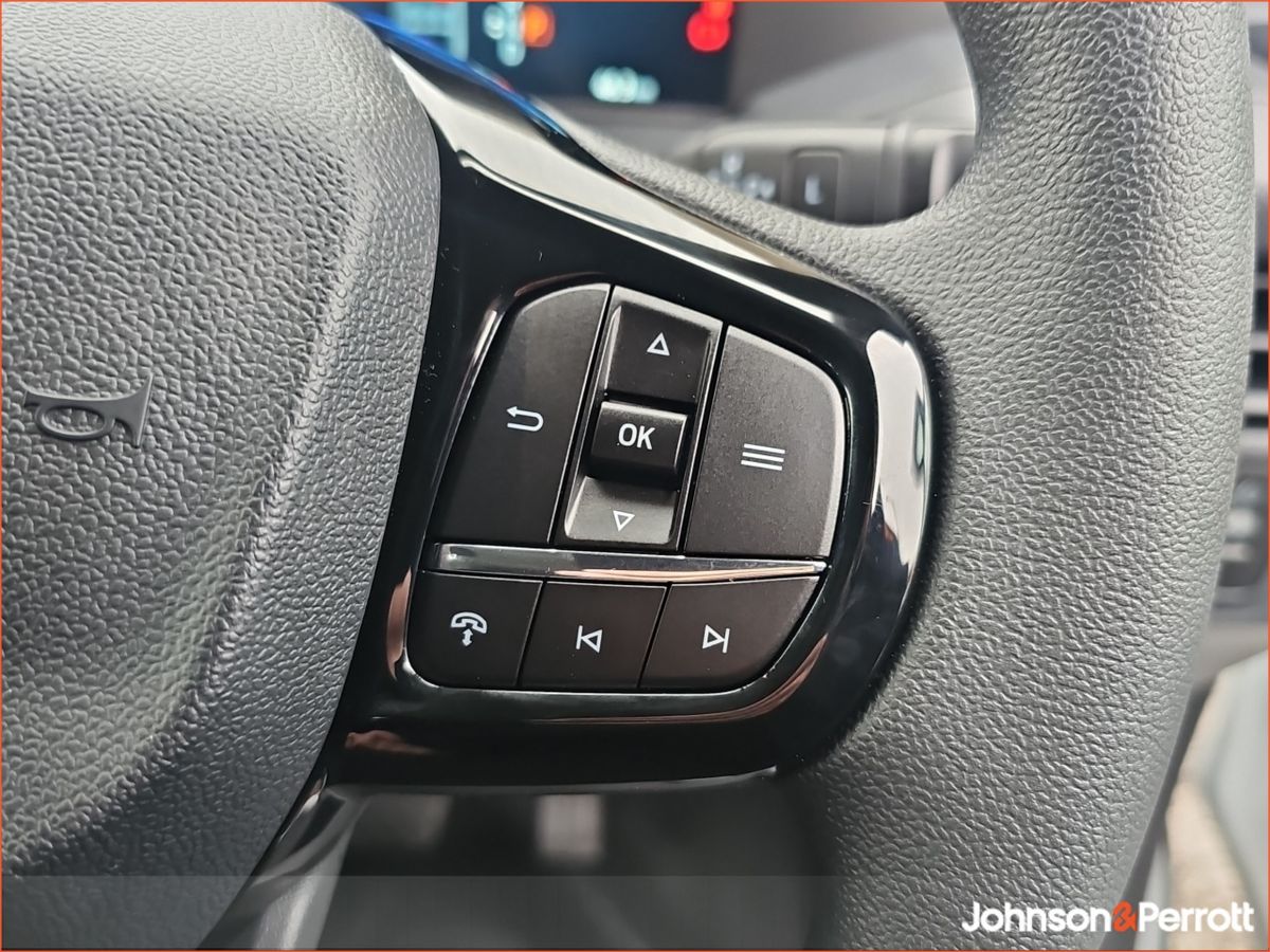 Ford Transit Custom Trend Double Cab Van