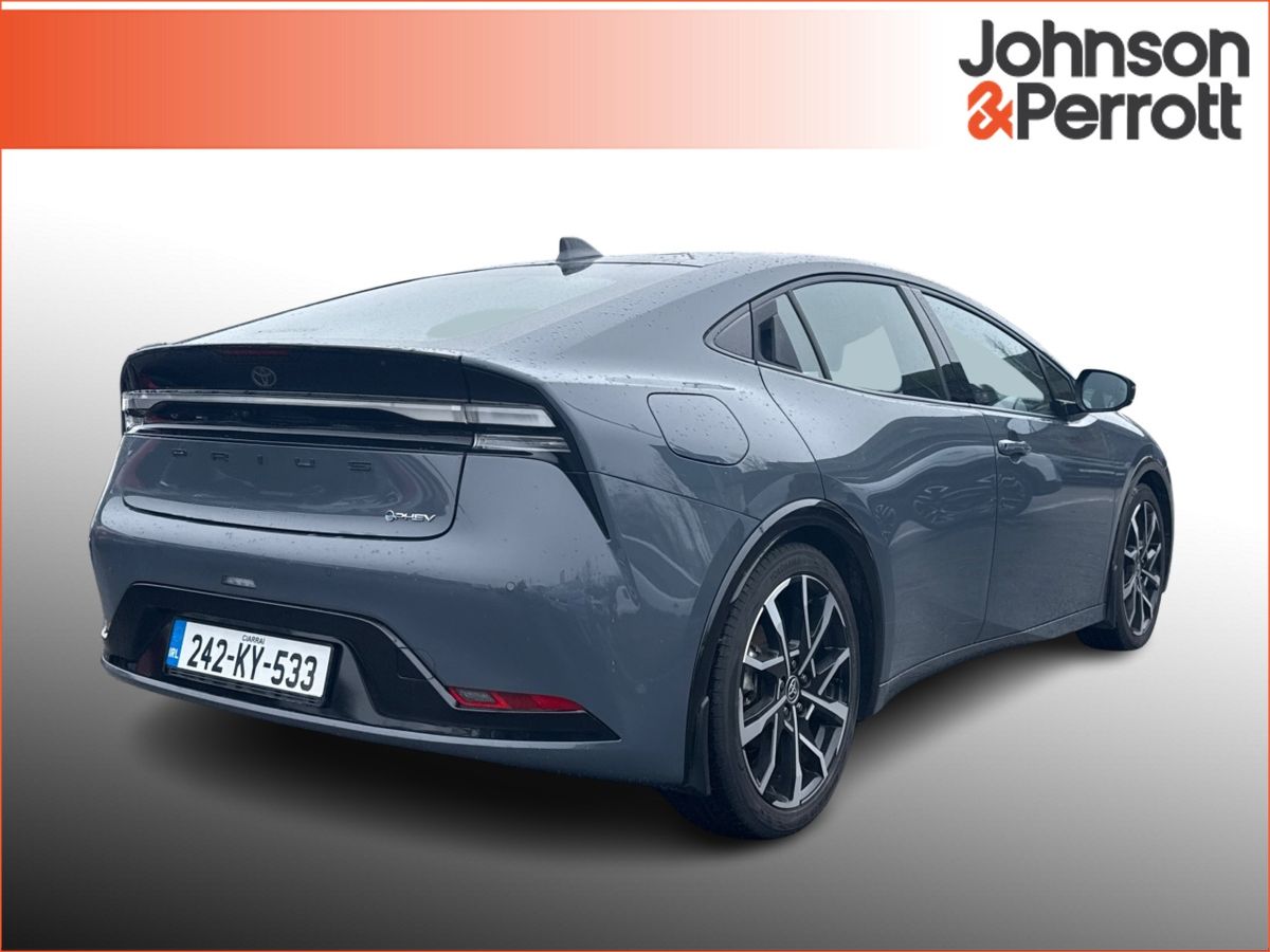 Toyota Prius 2.0 Litre Plug-in Hybrid *VERY LOW MILEAGE*