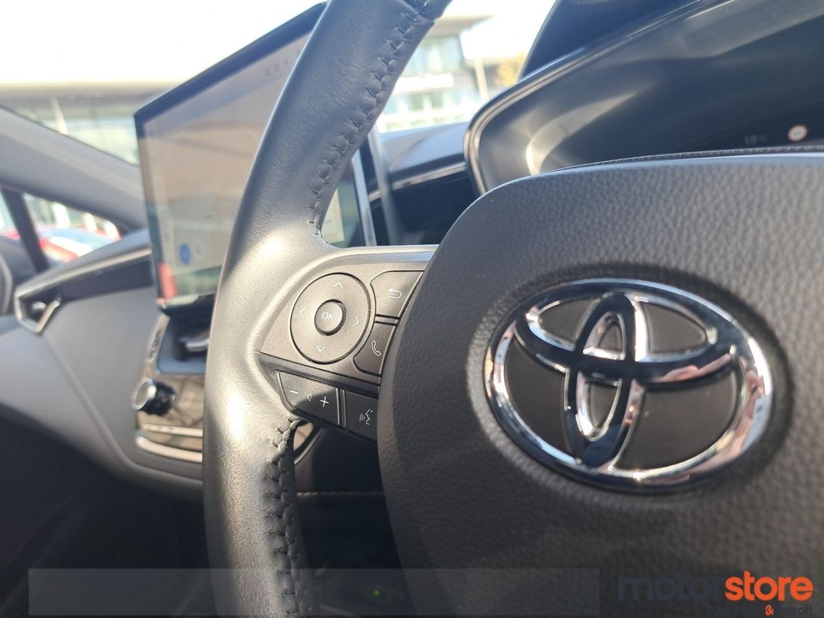 Toyota Corolla 1.8 Hybrid Sol Estate