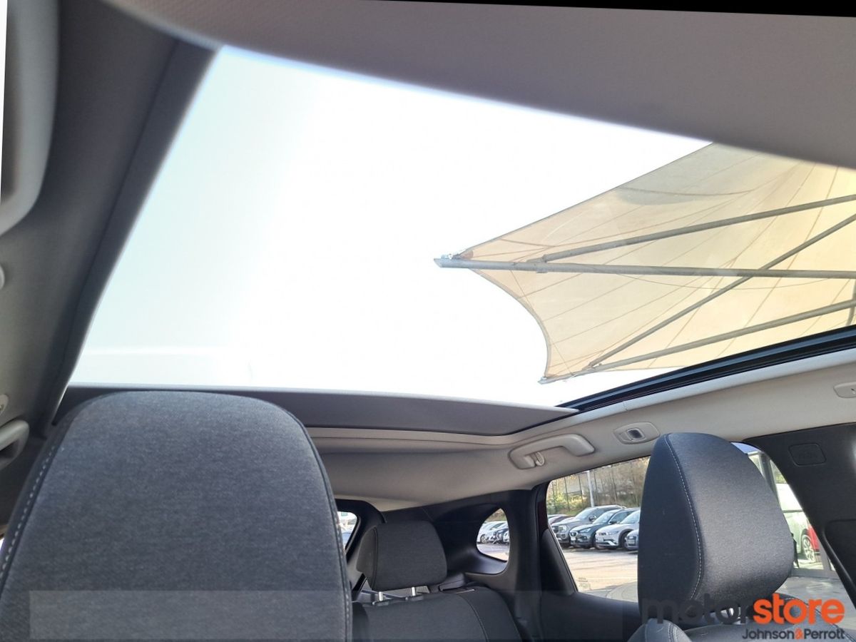 Nissan Qashqai ePOWER SV PREMIUM