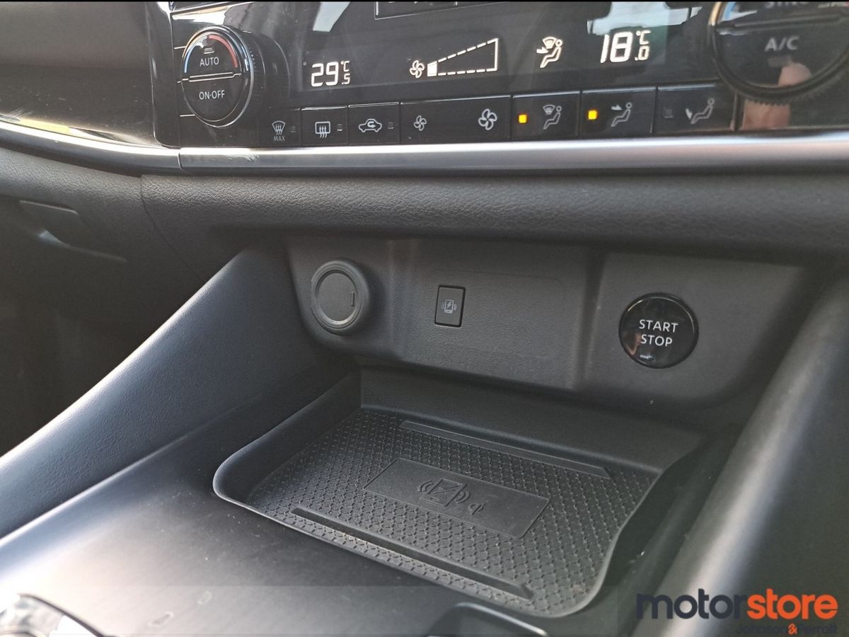 Nissan Qashqai ePOWER SV PREMIUM