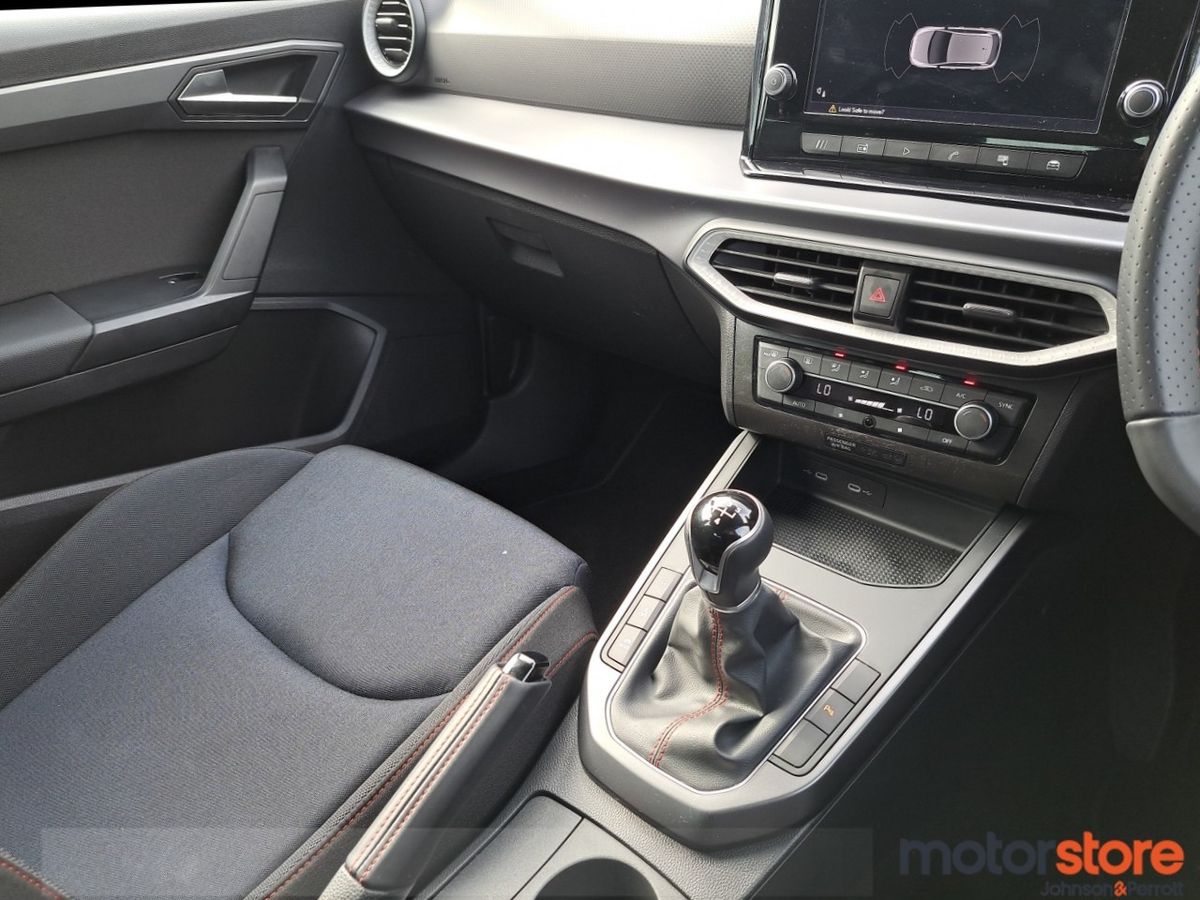 SEAT Ibiza Ibiza 1.0TSI 95hp FR40 I DEMO MODEL