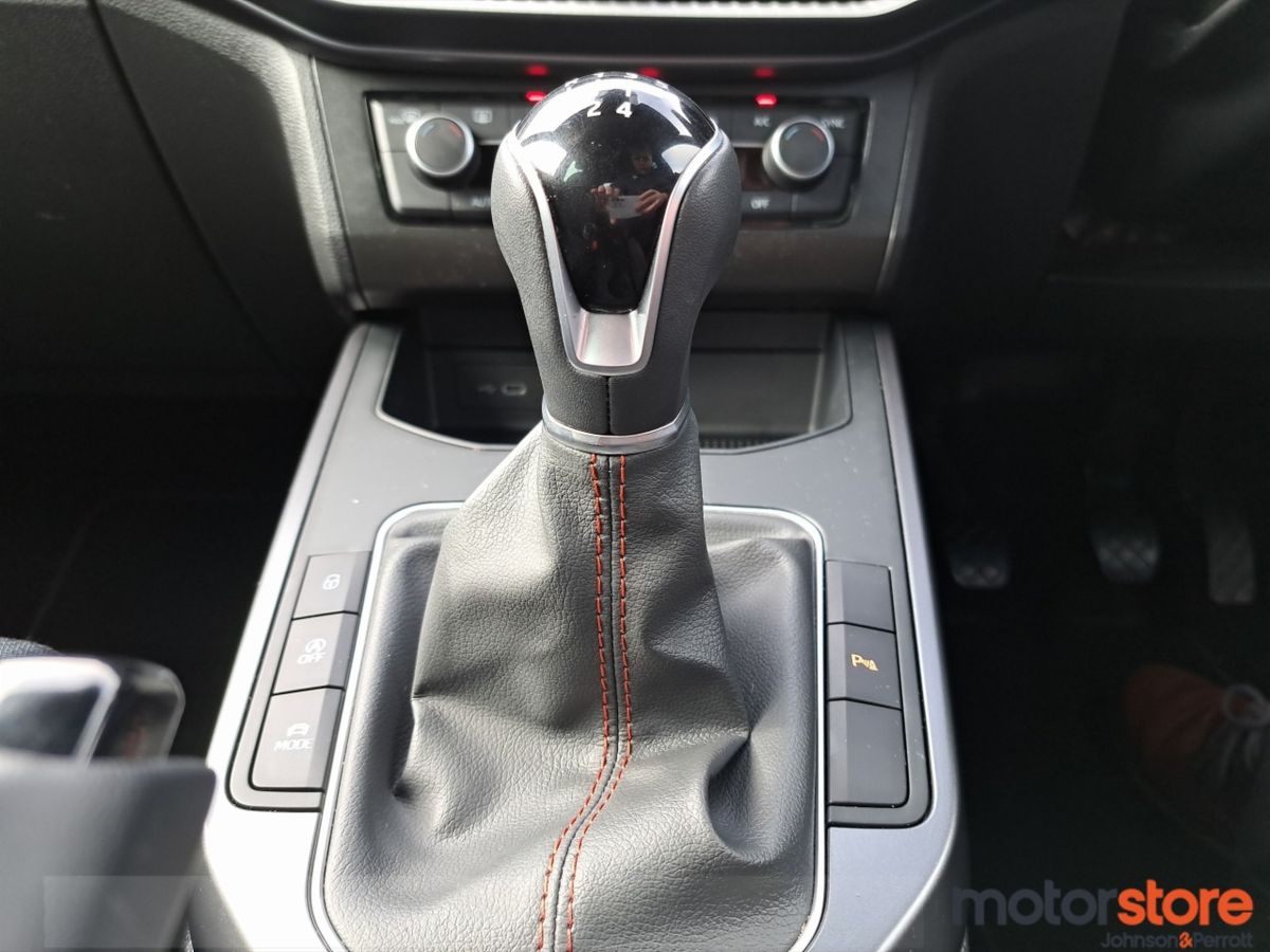 SEAT Ibiza Ibiza 1.0TSI 95hp FR40 I DEMO MODEL