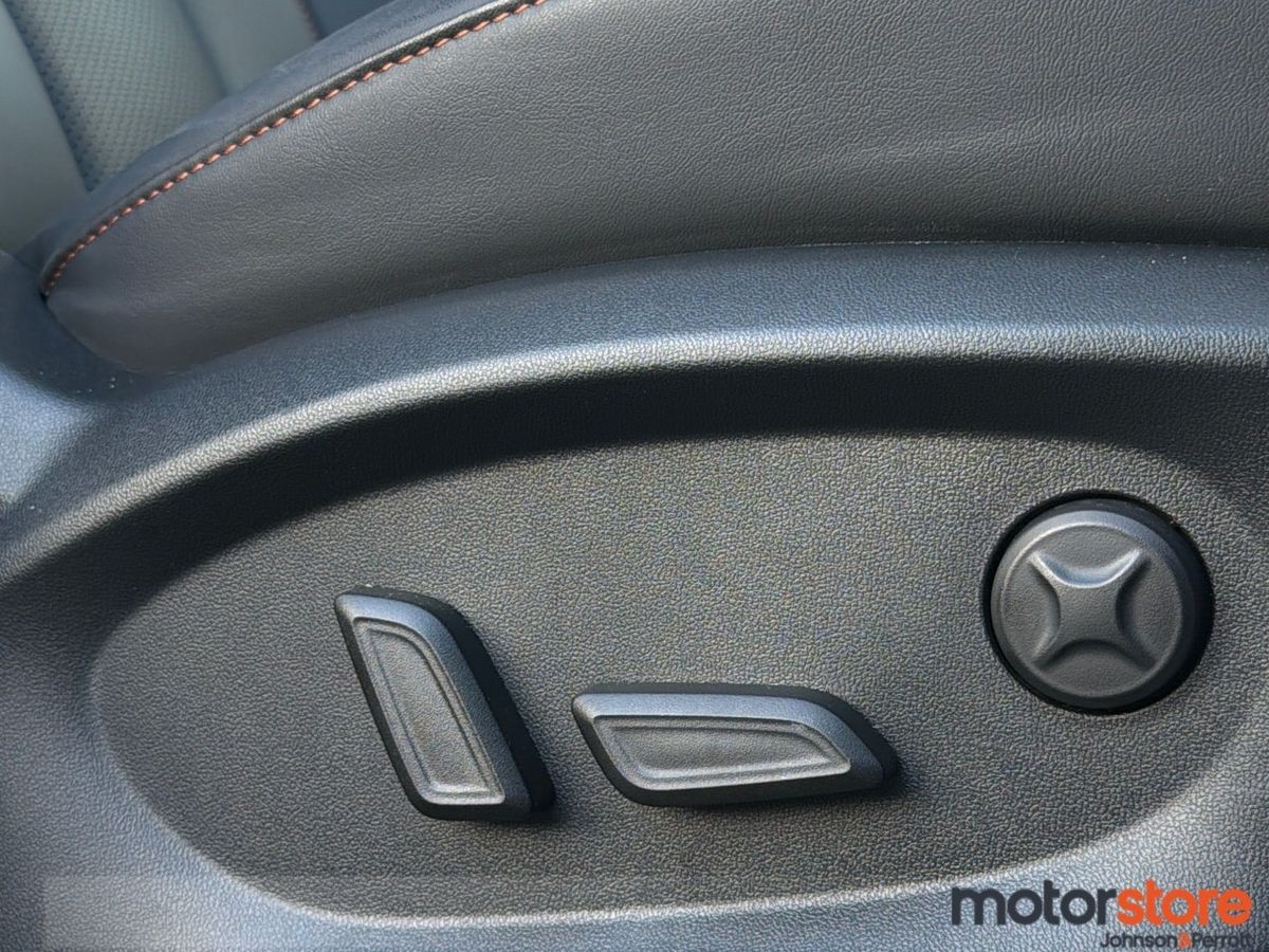 MG HS Plug-in Hybrid Exclusive **TOP SEPC / SAVE €5000**