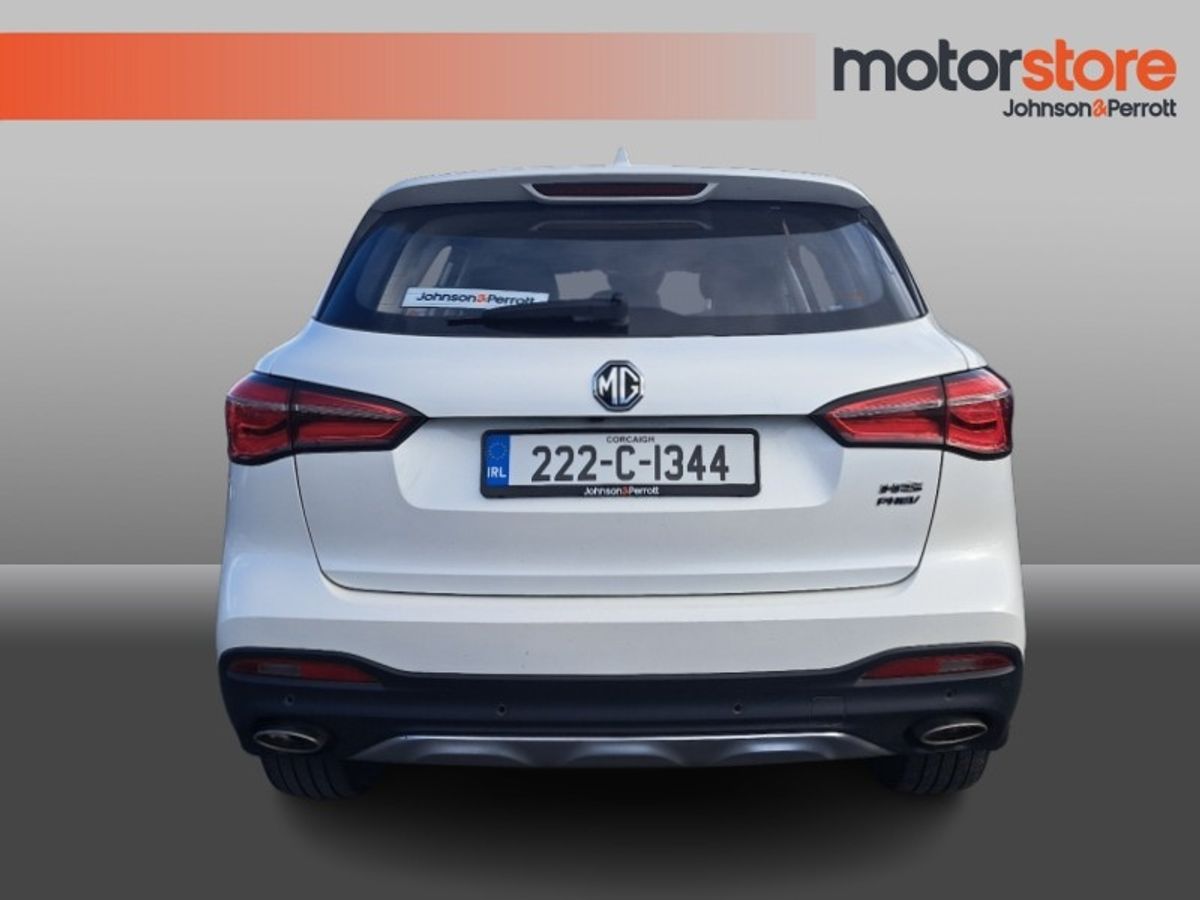 MG HS Plug-in Hybrid **LIKE NEW**