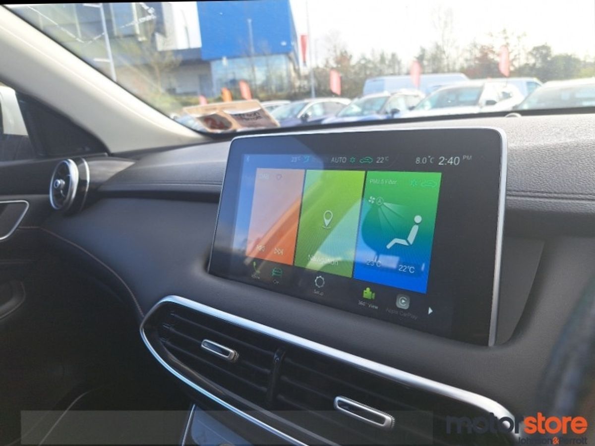 MG HS Plug-in Hybrid **LIKE NEW**