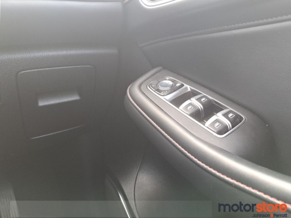 MG HS Plug-in Hybrid **LIKE NEW**