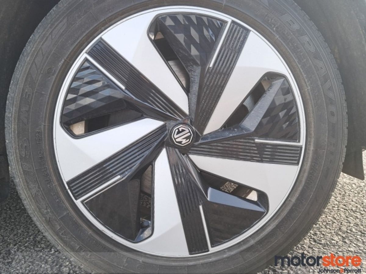 MG ZS Exclusive EV **TOP SPEC**