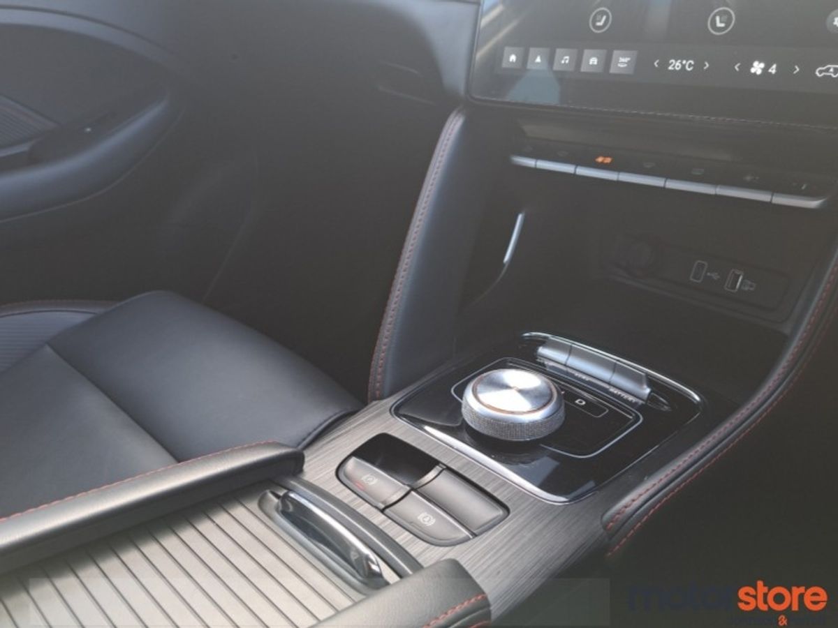 MG ZS Exclusive EV **TOP SPEC**