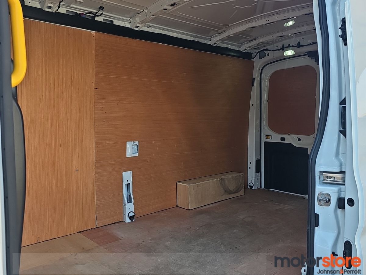 Ford Transit Leader RWD 130PS