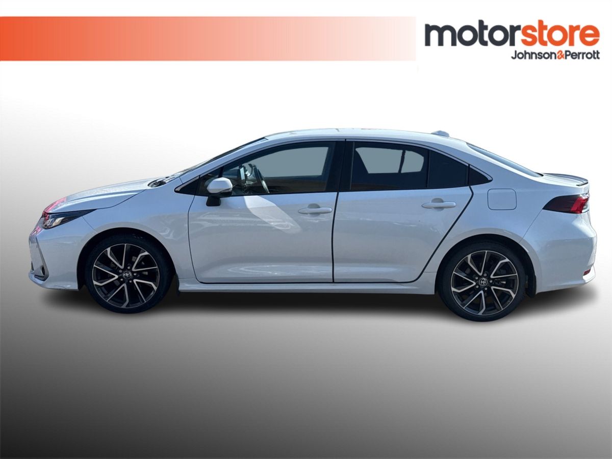 Toyota Corolla 1.8 Hybrid Sol Saloon