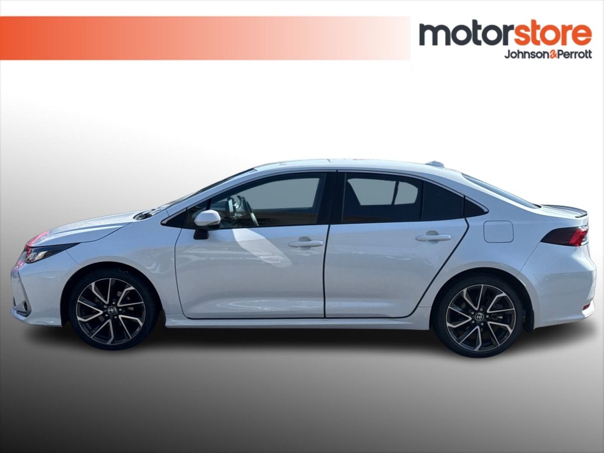 Toyota Corolla 1.8 Hybrid Sol Saloon