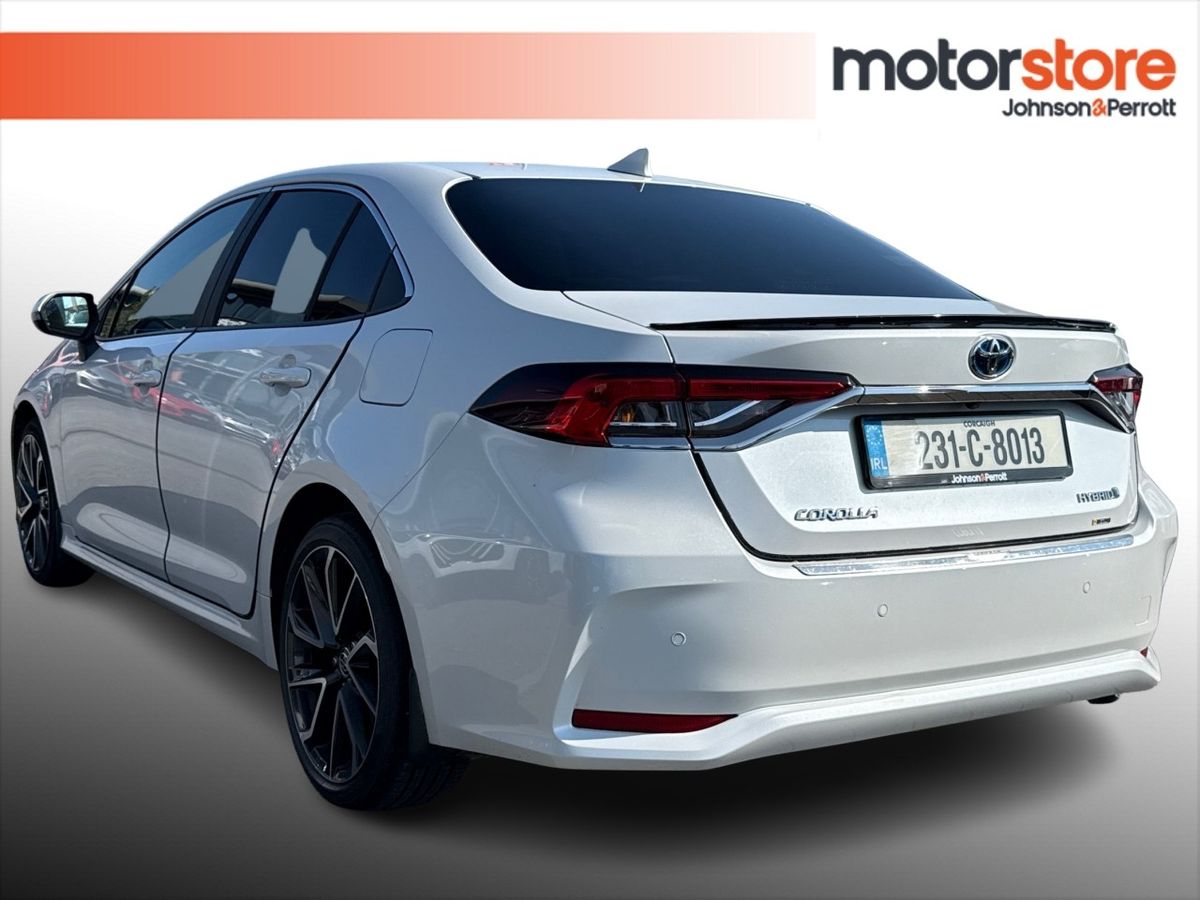 Toyota Corolla 1.8 Hybrid Sol Saloon