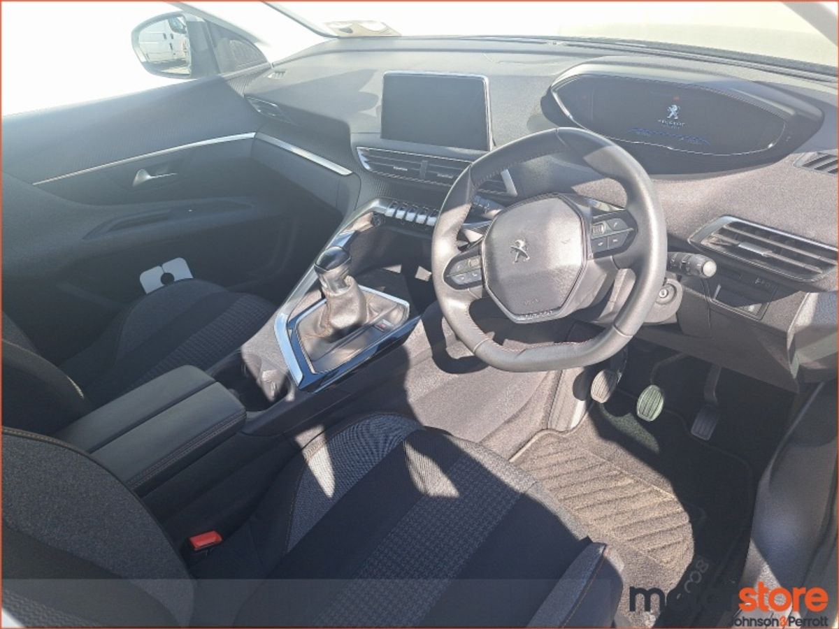 Peugeot 3008 VERY LOW KMS NCT UNTIL 2028