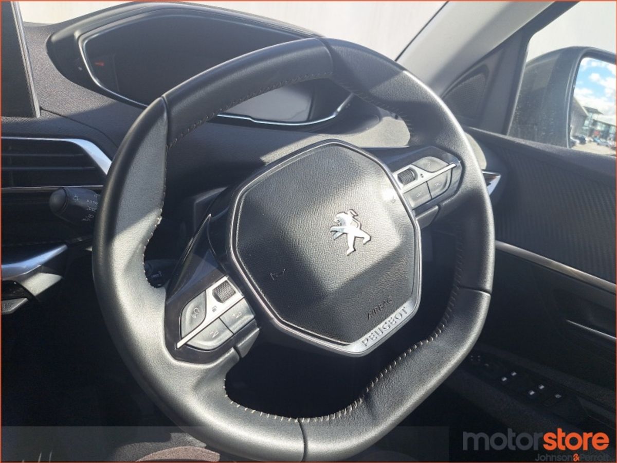 Peugeot 3008 VERY LOW KMS NCT UNTIL 2028