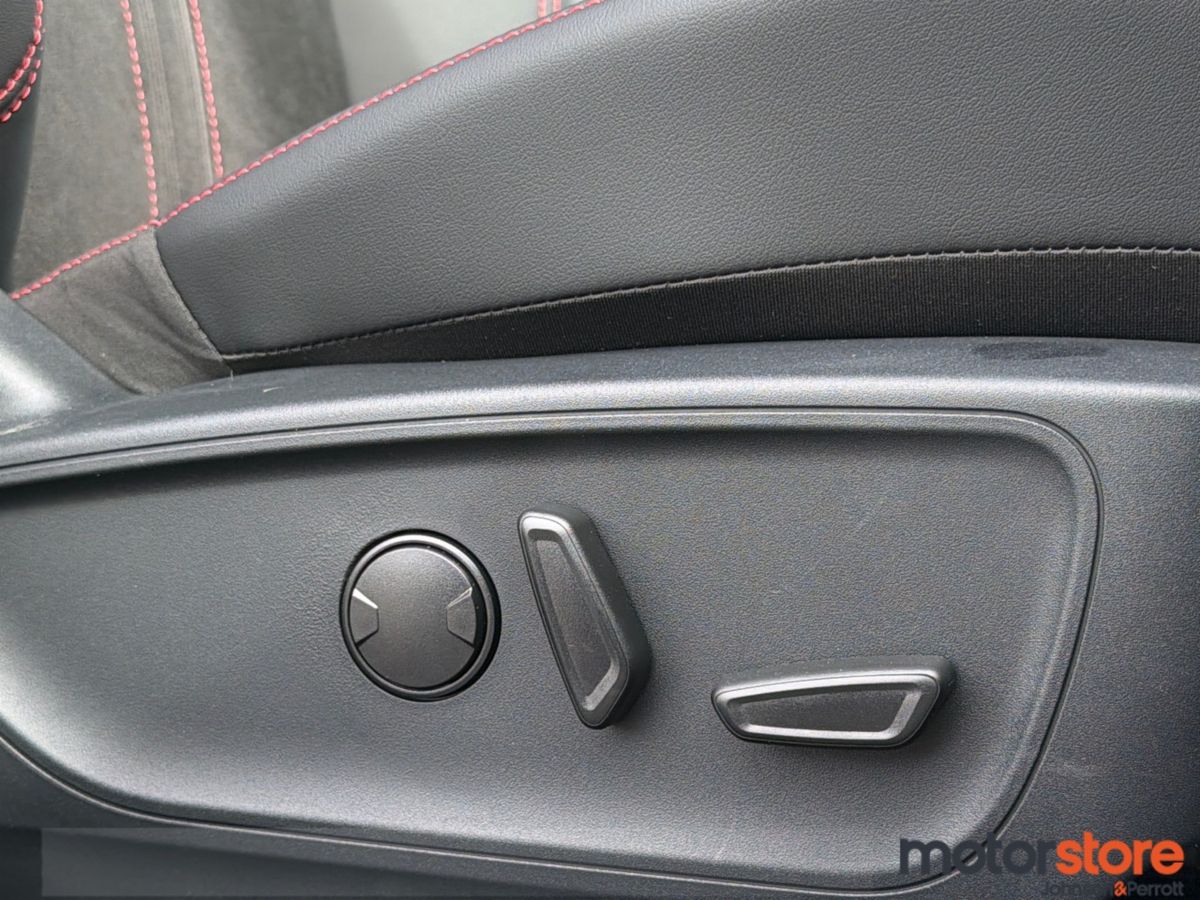 Ford Kuga ST Line X 2.5 Plug-in Hybrid