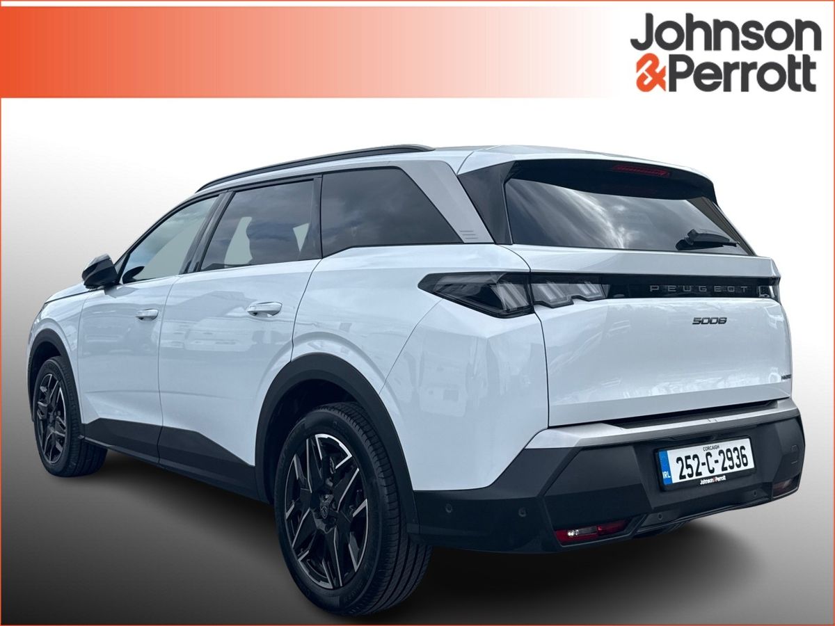 Peugeot 5008 1.2 MHEV 145bhp E-DCS6 Allure