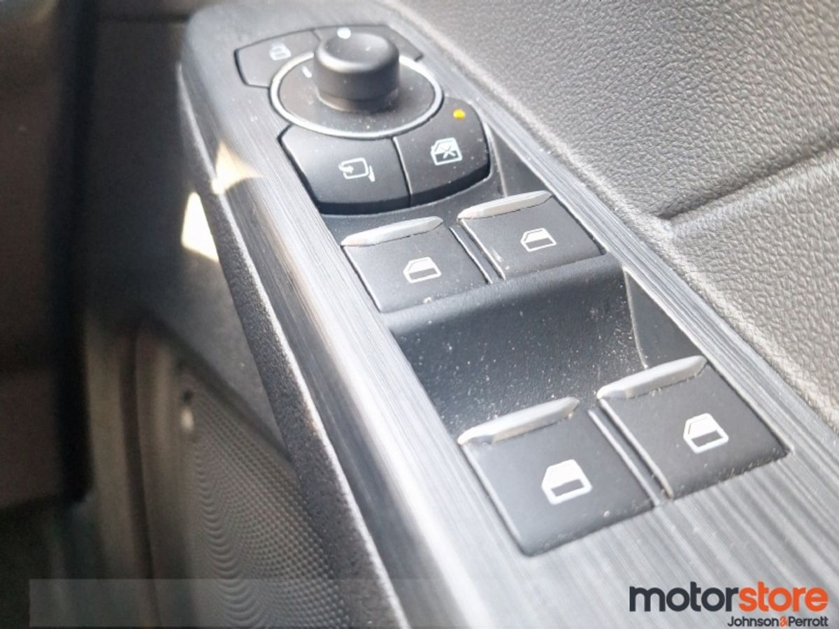 Ford Kuga 2.5 Duratec 225PS PHEV ST-Line X Auto