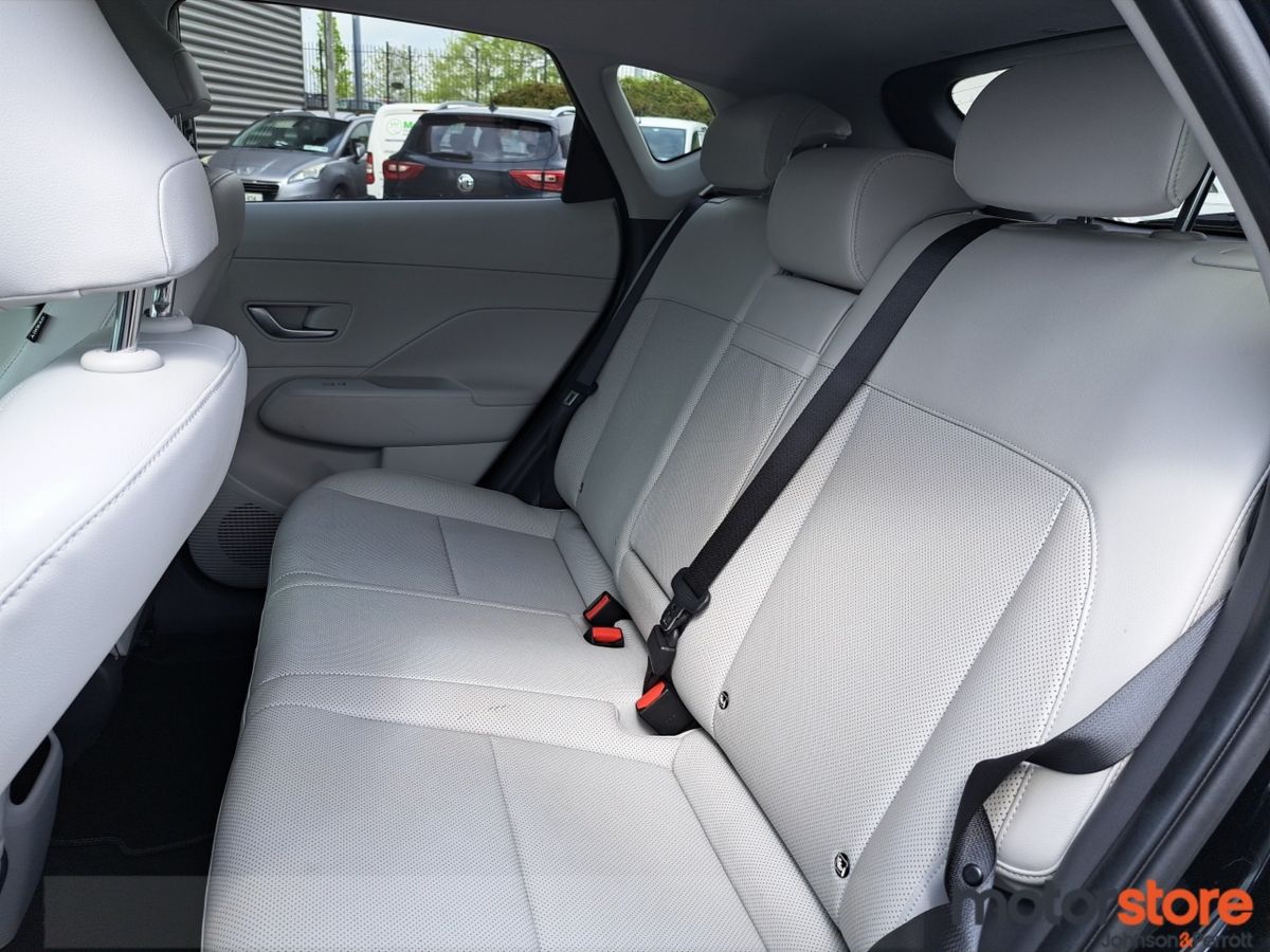Hyundai KONA Kona EV Platinum 65kWh
