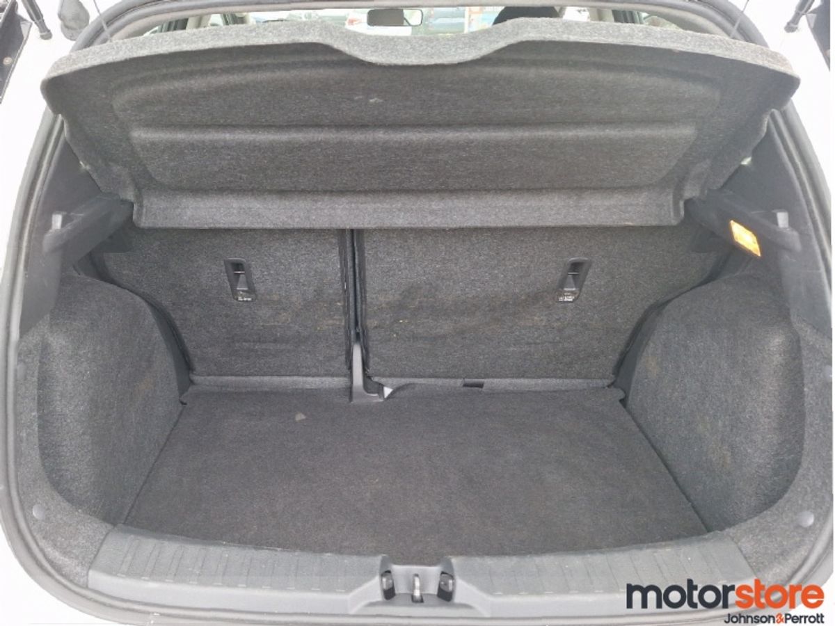 Nissan Micra 1.0T SV *TINY MILEAGE - ONE LADY DRIVER*