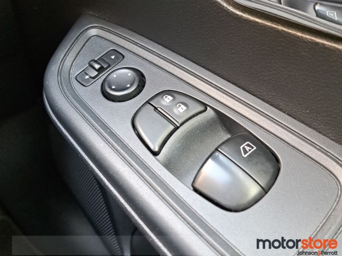 Nissan Micra SV LIKE NEW CONDITION