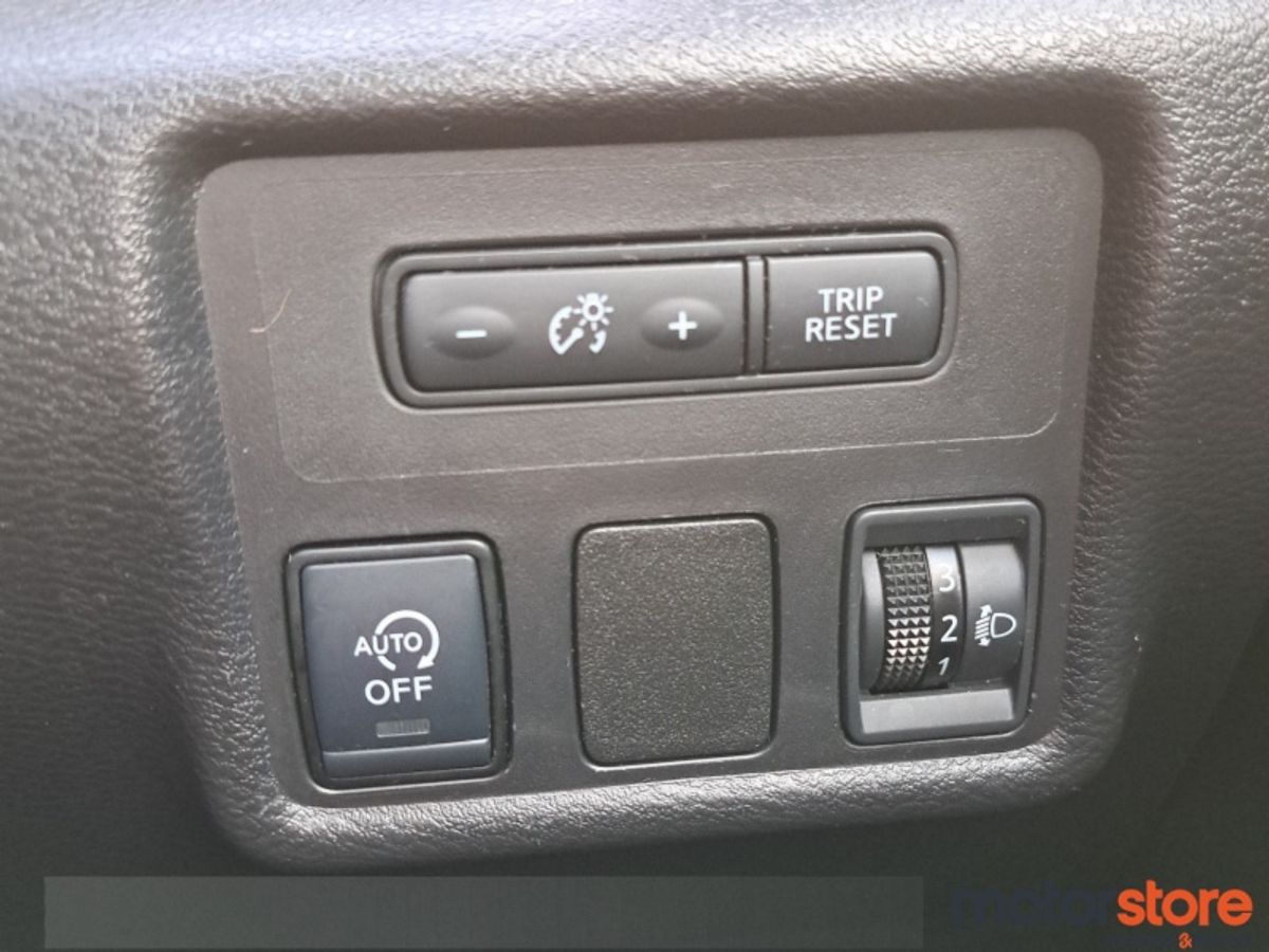 Nissan Micra SV LIKE NEW CONDITION