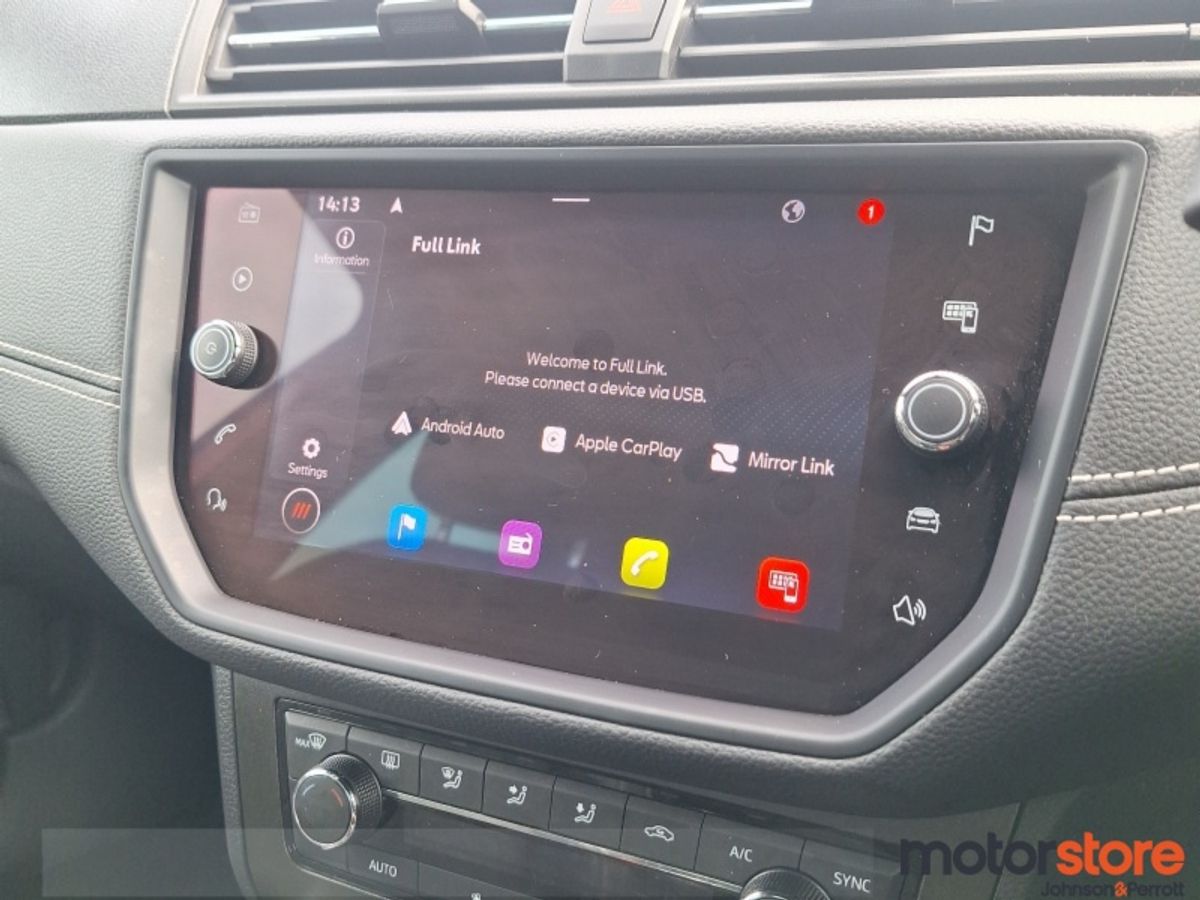 SEAT Arona 1.0TSI 110hp Xcellence *TINY MILEAGE*