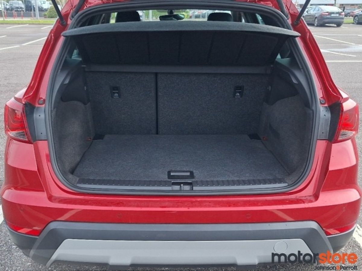 SEAT Arona 1.0TSI 110hp Xcellence *TINY MILEAGE*