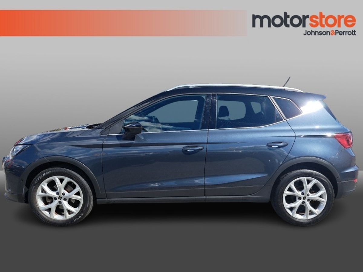 SEAT Arona 1.0TSI 110hp FR **HUGE SPEC / LOW MILEAGE**