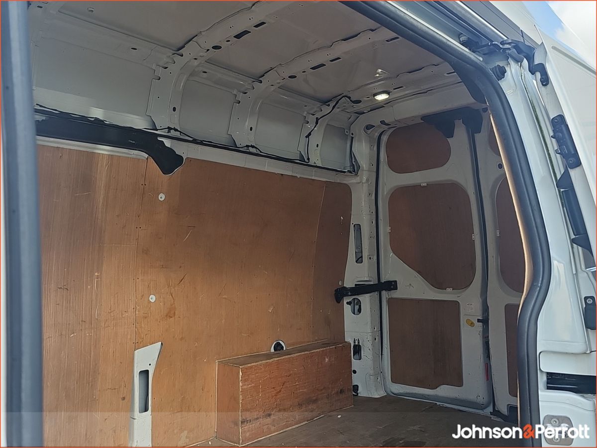 Ford Transit Custom High Roof Leader