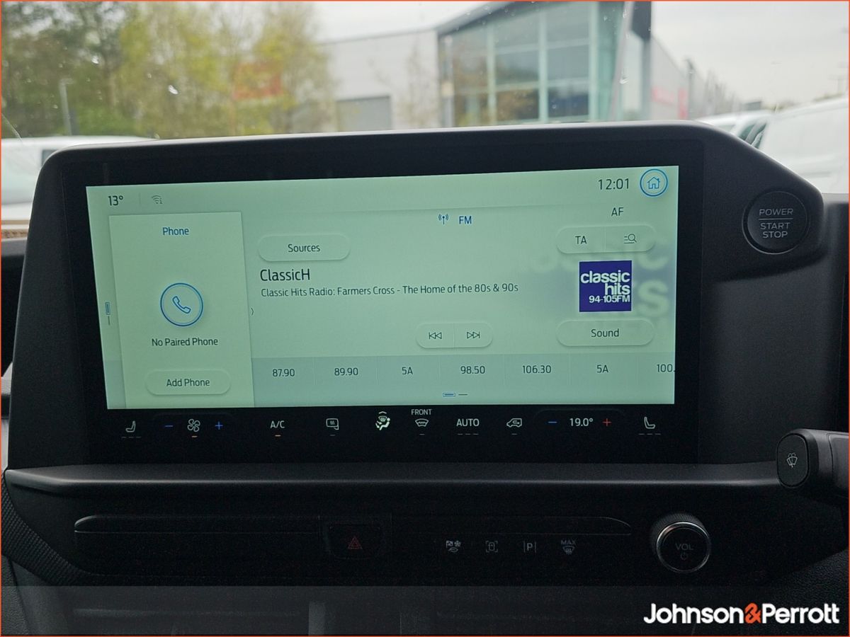 Ford Transit Custom Trail Medium Wheelbase