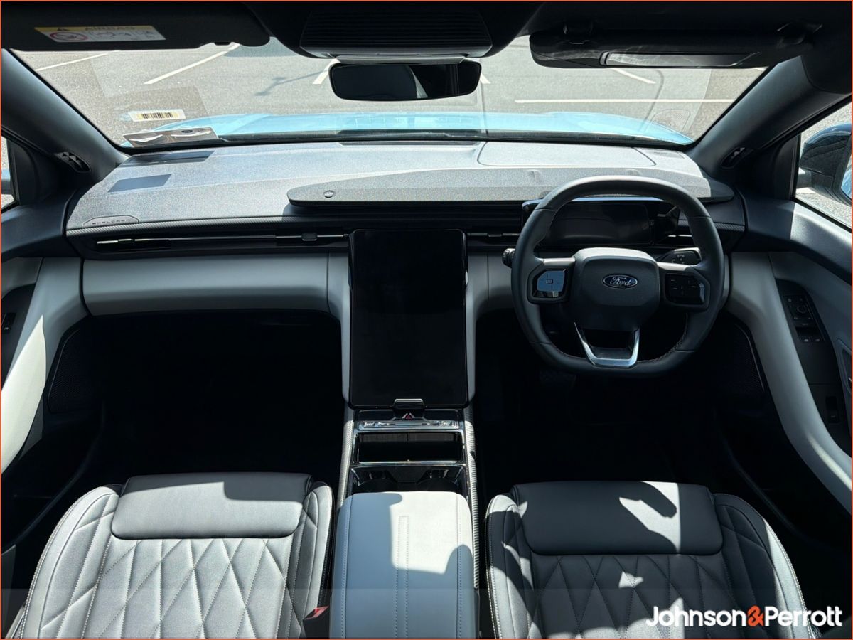 Ford Explorer Premium 77kWh Extended Range RWD