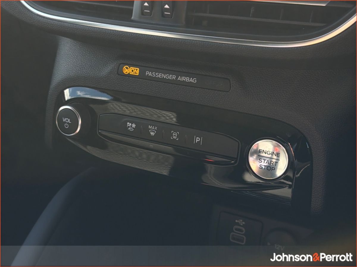 Ford Kuga Titanium PHEV I TINY MILEAGE!!!