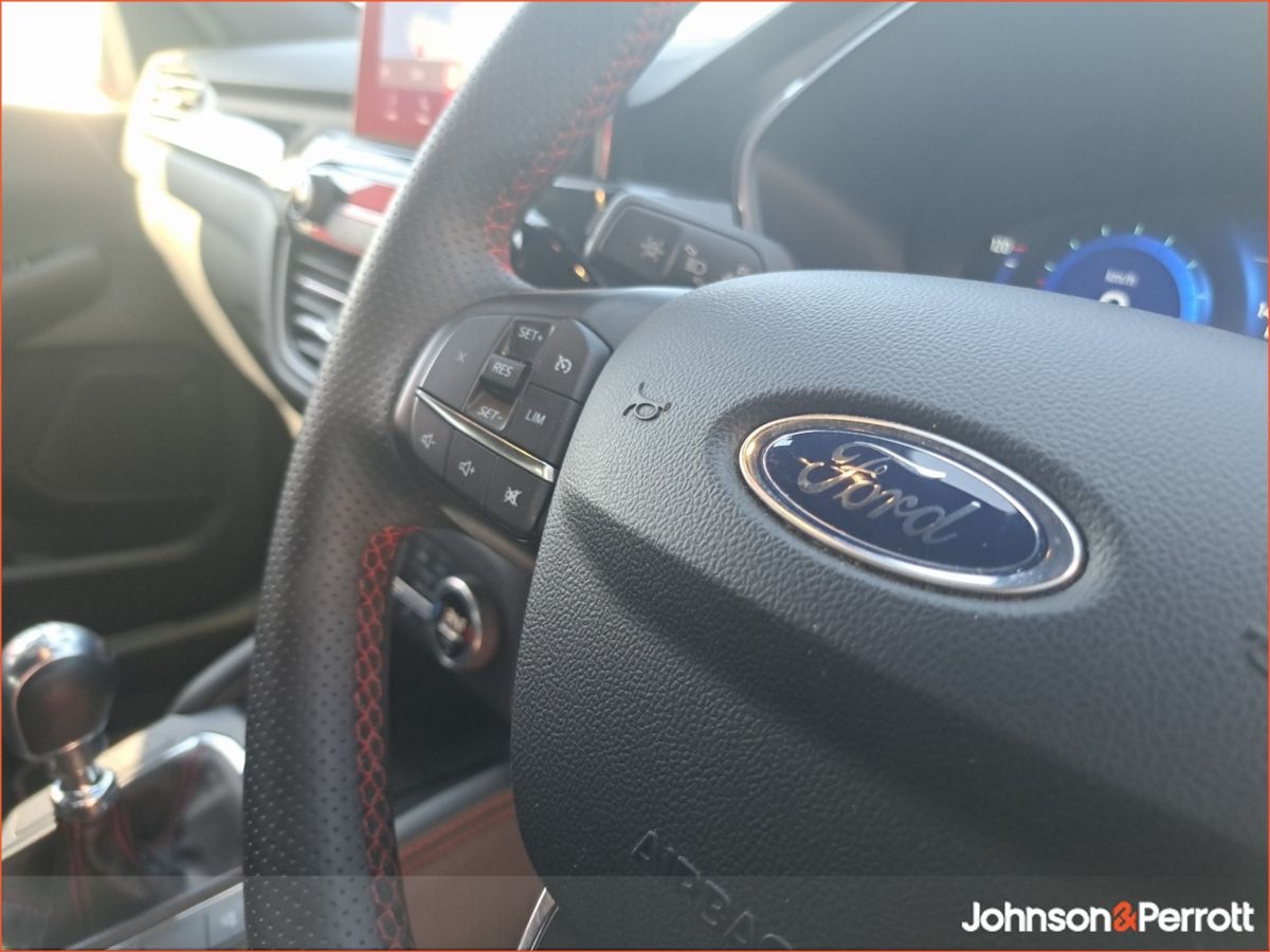 Ford Kuga 1.5 Diesel ST-Line I LOW MILEAGE