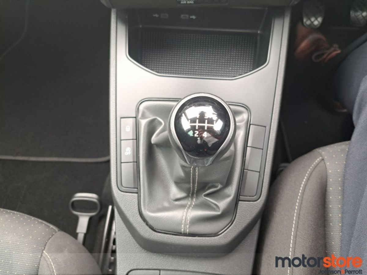 SEAT Ibiza 1.0MPI 80hp SE+ **ONLY €72 PER WEEK / 1 OWNER**