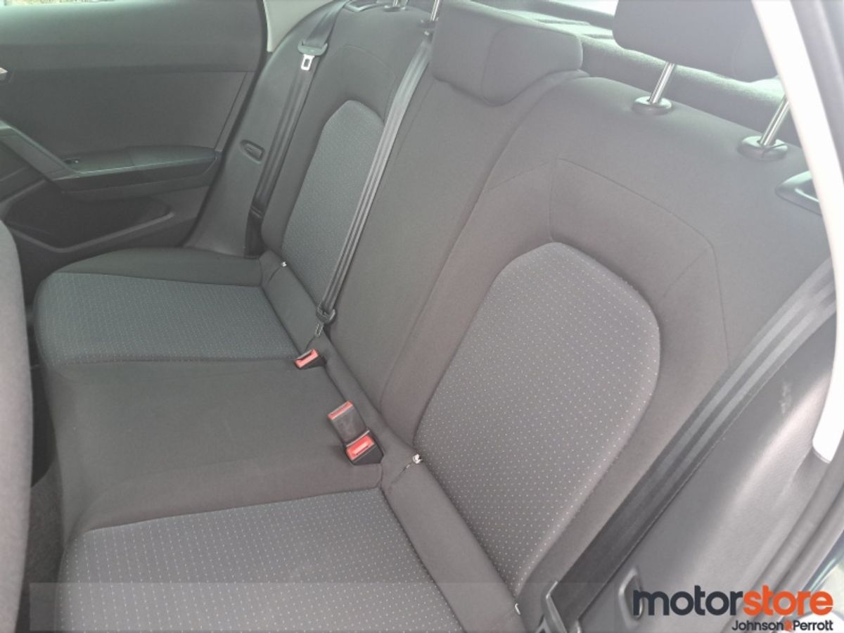 SEAT Arona SE+ 1.0TSI Manual I LOW MILEAGE