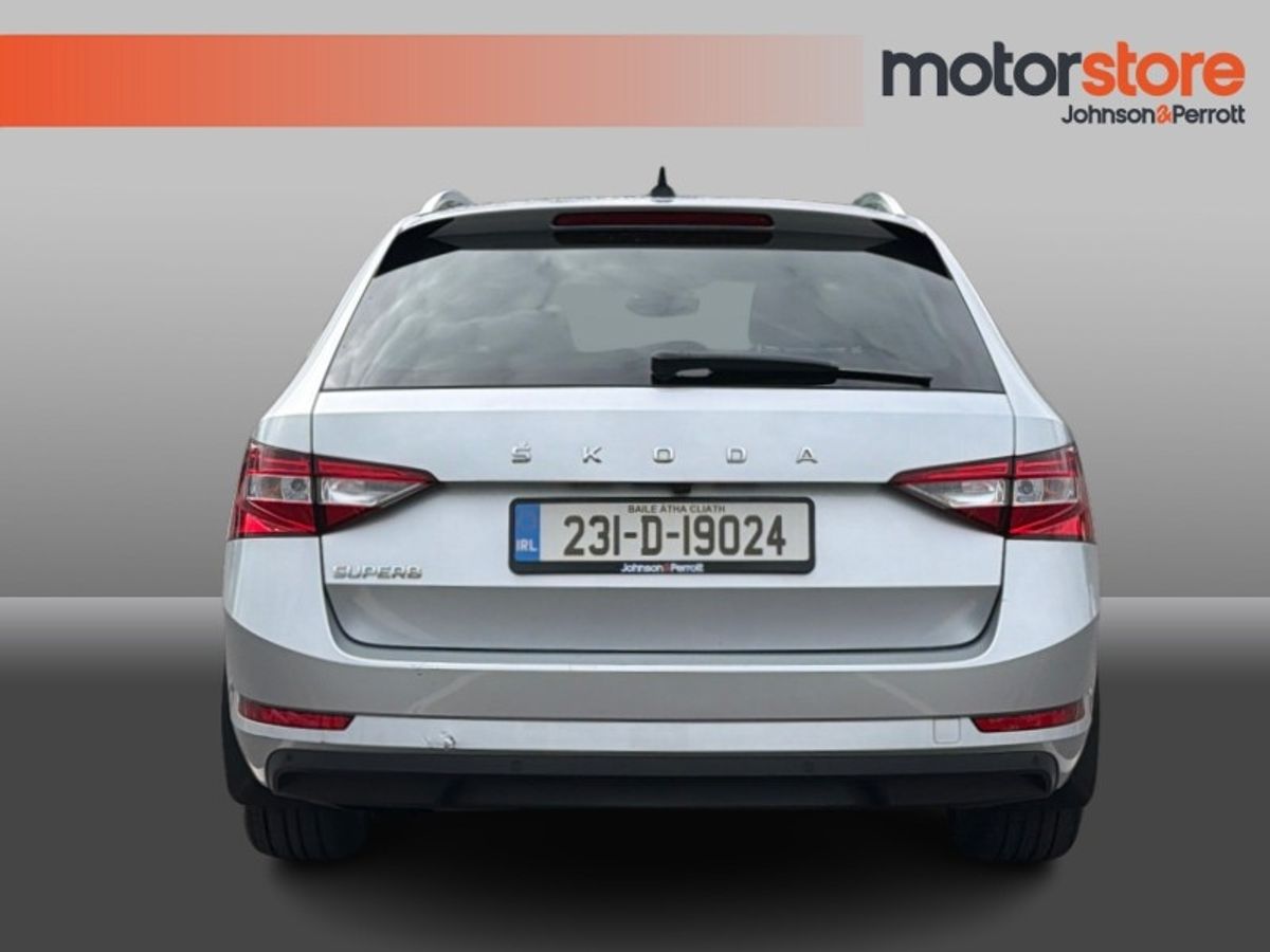Skoda Superb Style 2.0 Diesel AUTO I LOW MILEAGE! 