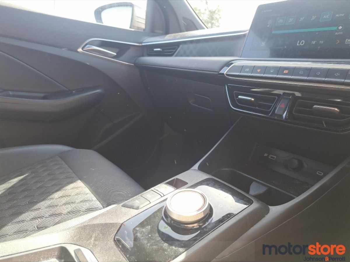 MG MG3  EXCLUSIVE HYBRID+ 5DR AUTO