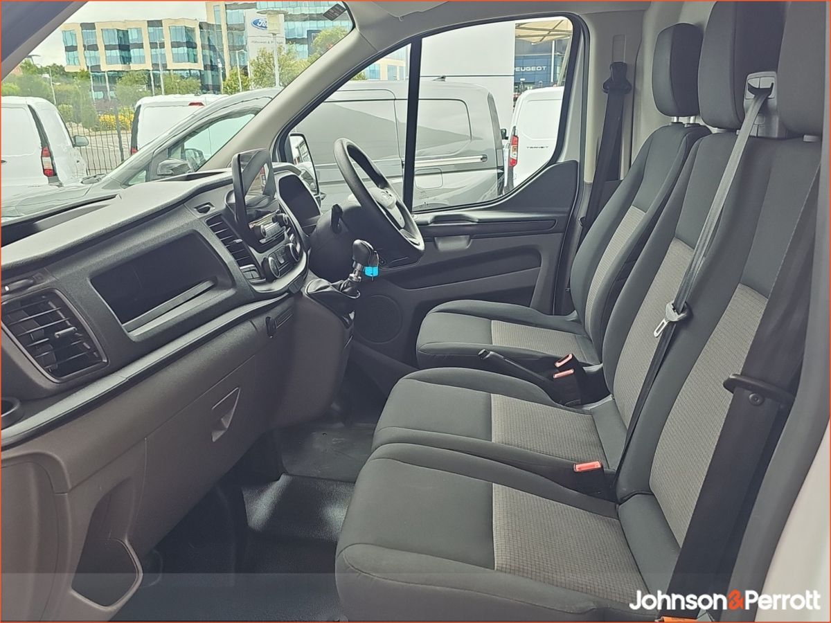 Ford Transit Custom Trend Long Wheelbase